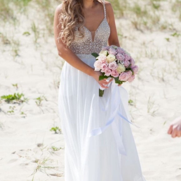 💙 True Love White Beaded Rhinestone Maxi Dress - Picture 14 of 16